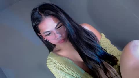 slut4attention online show from March 9, 7:23 am