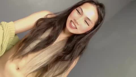 slut4attention online show from April 22, 6:31 am