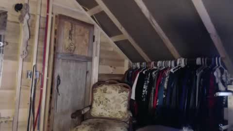 slutjennifertransxx online show from March 27, 3:42 am