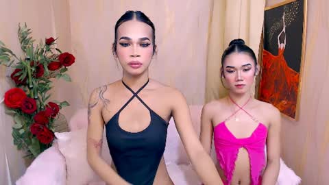 Snapshot of sluttylouise_moores chatting on February 6, 4:14 pm luiseeeeee online show from February 6, 4:14 pm