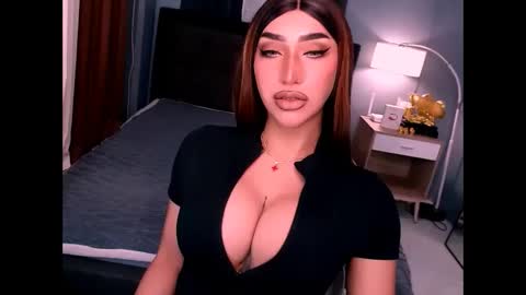 smasherqueen online show from April 2, 8:23 am