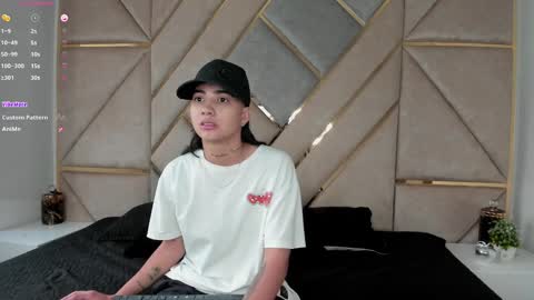 Smith Jay online show from December 11, 12:20 pm