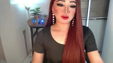 Snapshot of smokeprincess chatting on January 8, 3:17 pm Amanda online show from January 8, 3:17 pm