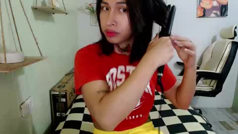 snow_2000 online show from March 12, 1:43 am