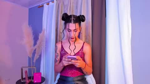 Sofi online show from October 6, 1:22 pm