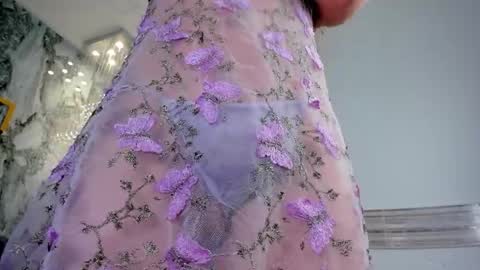 Sophi Johnson online show from April 5, 4:32 am