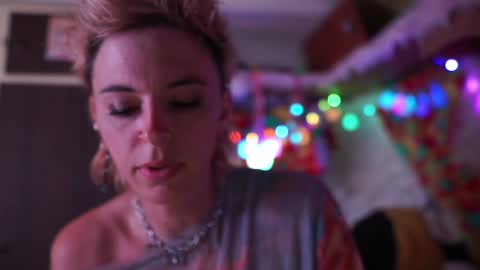 derpy derpington online show from December 24, 5:05 am