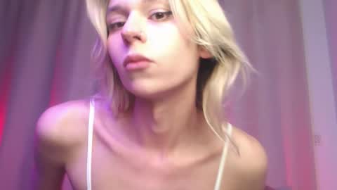 sophiediamond_x online show from November 14, 4:59 pm