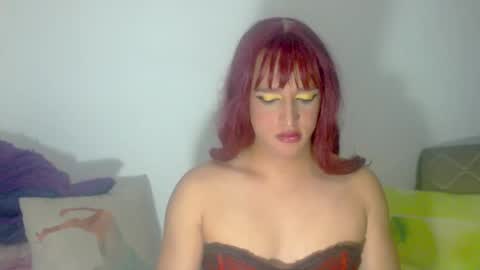 sophiehillsxo online show from December 29, 2:49 am