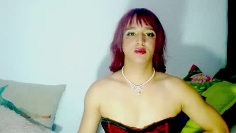 sophiehillsxo online show from February 18, 12:59 am