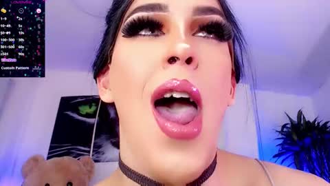 Sophie Sweet online show from February 24, 3:12 am