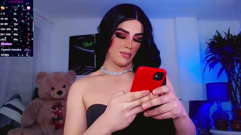 Sophie Sweet online show from October 3, 4:34 am