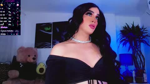 Sophie Sweet online show from October 5, 9:43 am