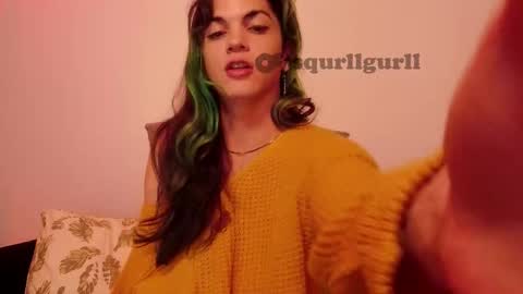 Earthling Gurl Michelle Allergy online show from November 15, 1:03 am