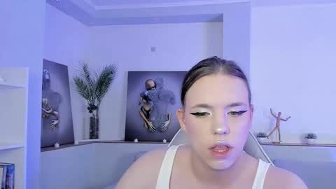 Madison GMT2 4AM-10AM Mon Tue Wed  Sat Sun online show from February 13, 2:29 am