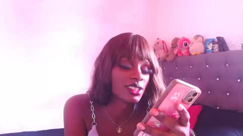 stefanny beautiful online show from February 9, 6:05 pm