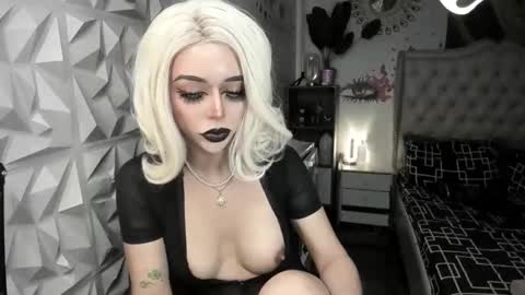 Jane online show from March 5, 9:14 am