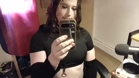 stefisgirlnow online show from April 11, 3:12 am