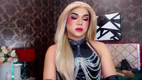 CALL ME STELLA online show from March 10, 9:34 am