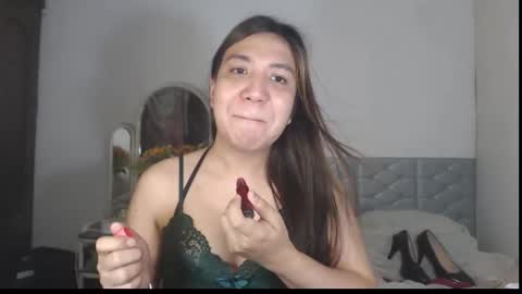 Stella online show from December 19, 8:30 am