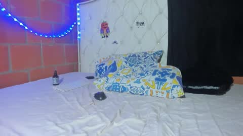 Snapshot of stephany_doll_ chatting on October 19, 12:19 pm Anny online show from October 19, 12:19 pm