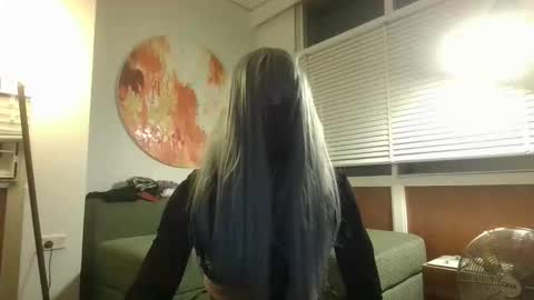 Snapshot of stuntiesam31 chatting on October 23, 9:57 am SammiTease online show from October 23, 9:57 am