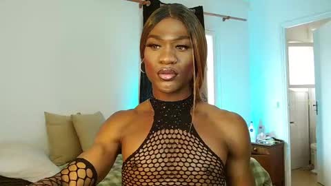 Suanny Klatten  It is my account independent  online show from February 21, 12:06 pm