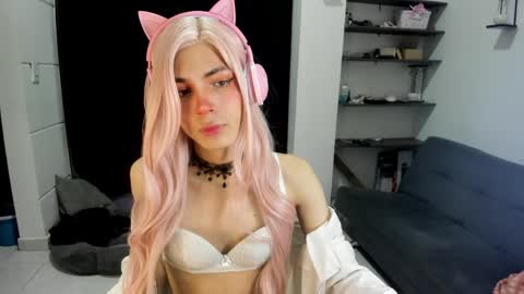 sue online show from April 2, 7:39 am