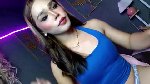 sultry_sirenxx online show from February 21, 5:38 pm
