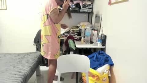 sweet7061 online show from October 20, 6:05 am