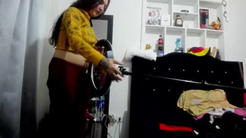 sweet__suck69bitch online show from February 20, 3:13 am