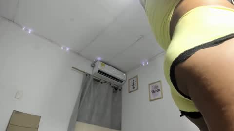 sweet_angelicaxxx online show from September 12, 8:33 am