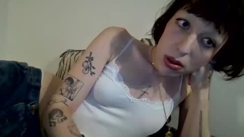 sweet_harvey online show from April 1, 2:35 am