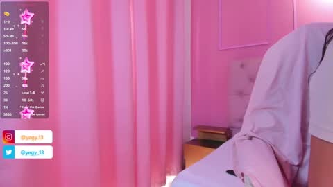 Snapshot of sweet_starxx chatting on October 20, 7:06 pm Yeileen online show from October 20, 7:06 pm