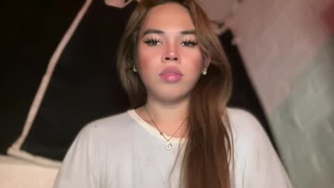 Snapshot of sweetalexa19 chatting on December 5, 9:22 am alexa your one and only queen online show from December 5, 9:22 am