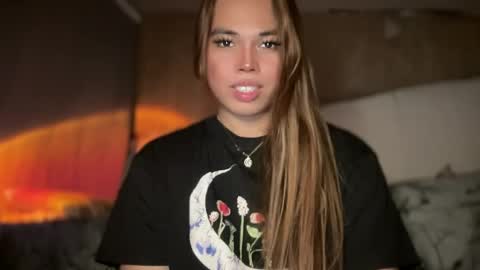 Snapshot of sweetalexa19 chatting on December 28, 8:37 am alexa your one and only queen online show from December 28, 8:37 am