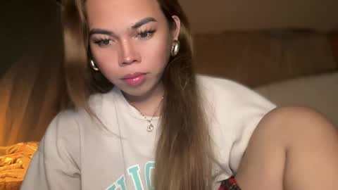 Snapshot of sweetalexa19 chatting on December 31, 5:22 am alexa your one and only queen online show from December 31, 5:22 am