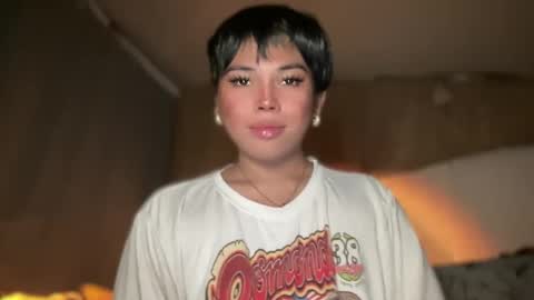 Snapshot of sweetalexa19 chatting on January 20, 2:36 pm alexa your one and only queen online show from January 20, 2:36 pm