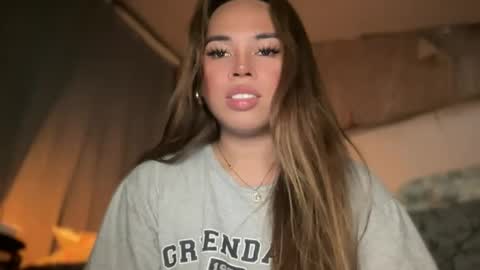 Snapshot of sweetalexa19 chatting on February 17, 5:47 am alexa your one and only queen online show from February 17, 5:47 am