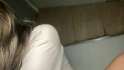 Snapshot of sweetalexa19 chatting on October 12, 8:55 pm alexa your one and only queen online show from October 12, 8:55 pm