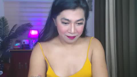Snapshot of sweetfantasyxx chatting on October 1, 6:19 pm Aki online show from October 1, 6:19 pm