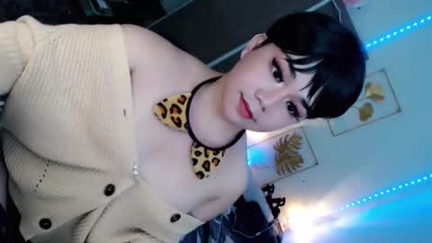 May online show from February 4, 1:27 pm