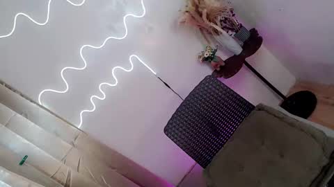 JUST CALL ME BABE online show from February 9, 11:50 am