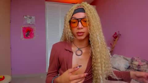 swettcabol online show from October 2, 7:57 pm