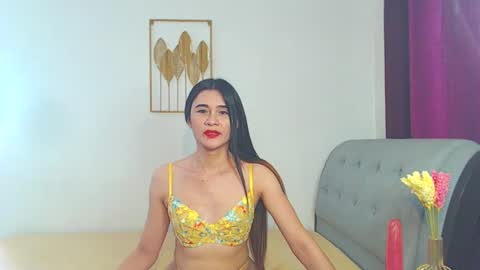 Snapshot of talyanarosa chatting on February 28, 6:32 am Talyana online show from February 28, 6:32 am