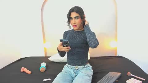 Snapshot of tamara_rouse57 chatting on October 17, 5:55 am tamara_rouse57 online show from October 17, 5:55 am