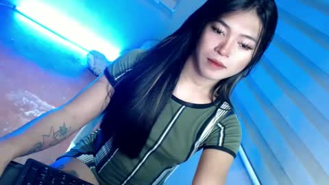   online show from January 24, 11:45 pm
