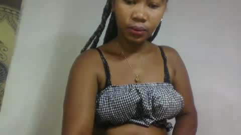 tatianabavy online show from November 29, 9:11 am