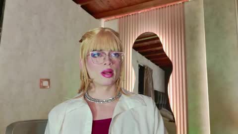 Kei online show from December 23, 1:54 am