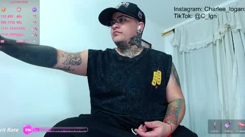 Charlee He online show from March 29, 2:50 pm